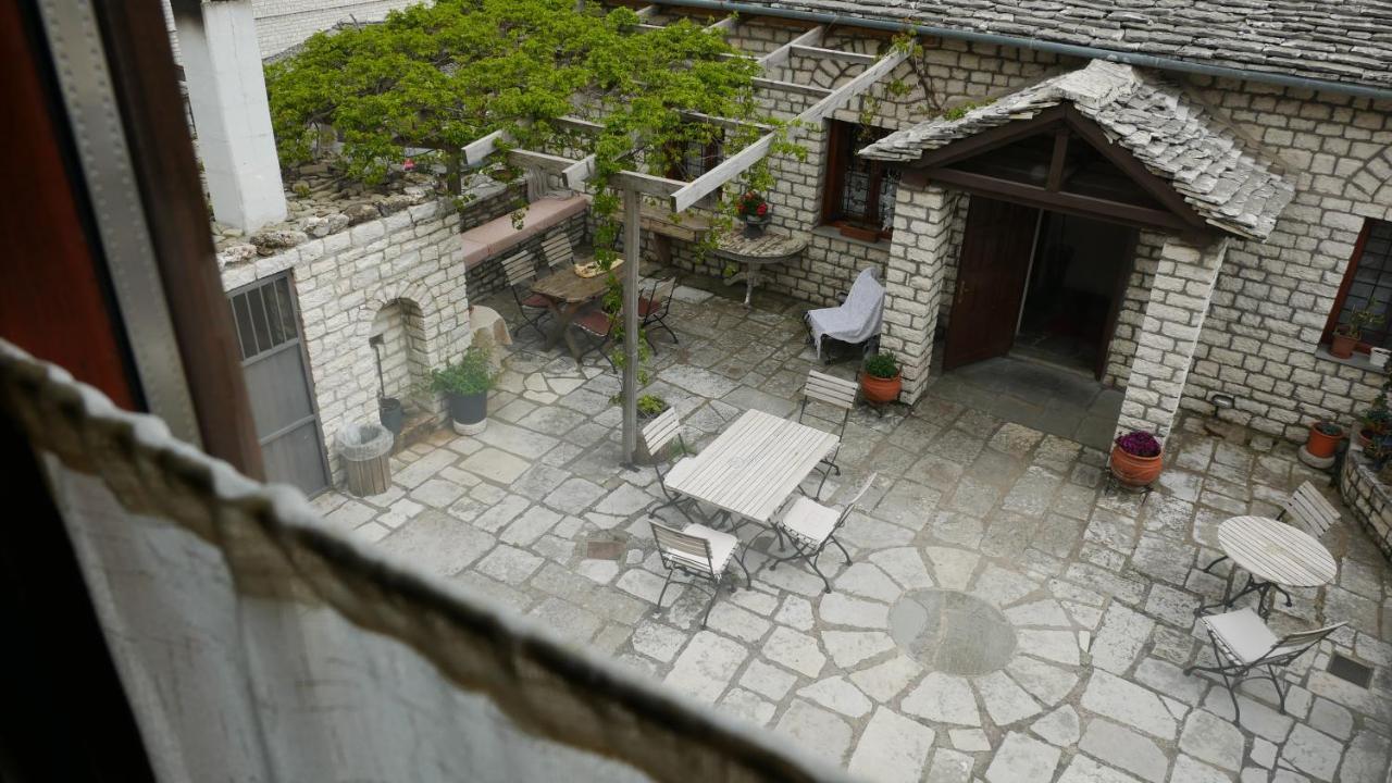 Vikos Hotel Monodendri Buitenkant foto