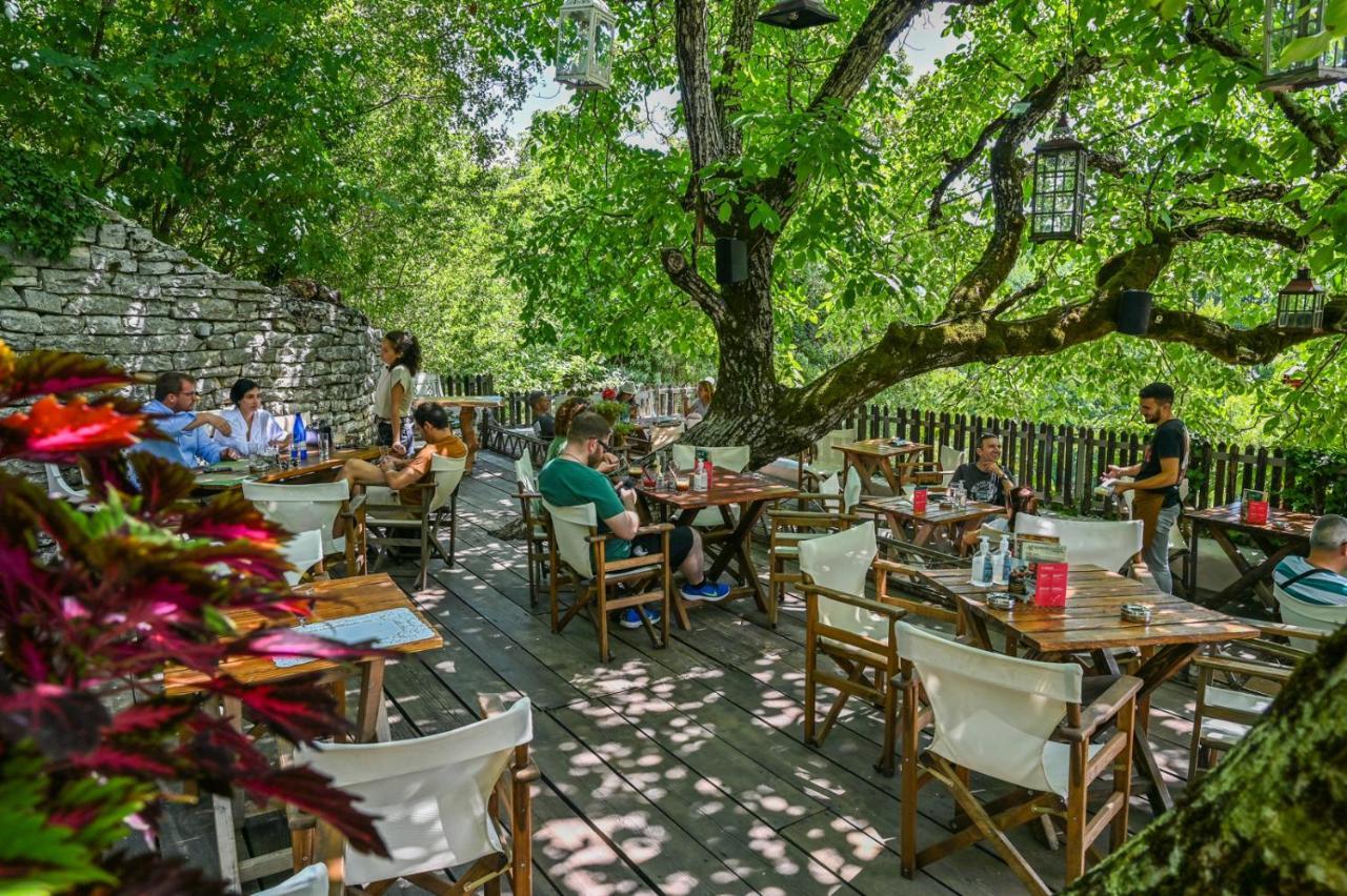 Vikos Hotel Monodendri Buitenkant foto